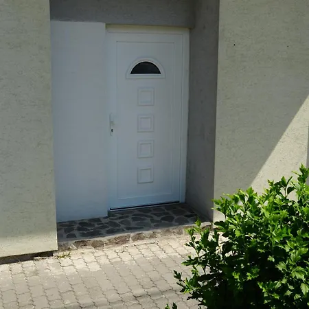 Apartman3 Jager Apartamento Piest'any